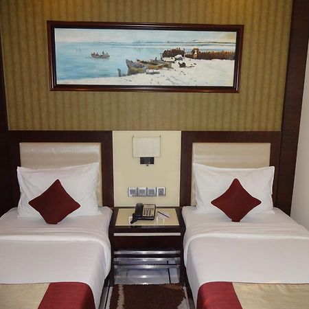 Hotel Florence Yeni Delhi Dış mekan fotoğraf