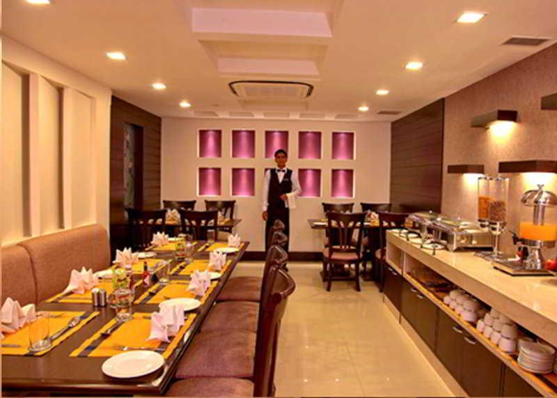 Hotel Florence Yeni Delhi Dış mekan fotoğraf